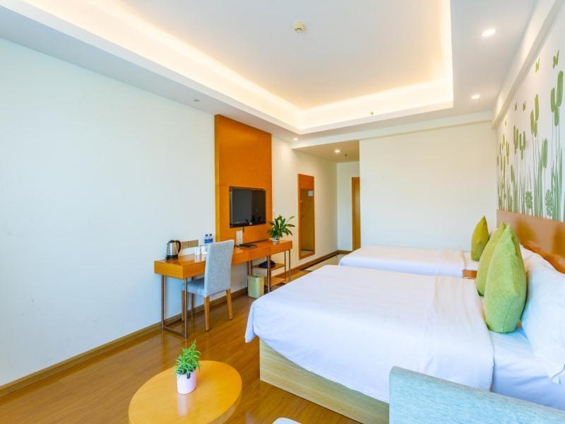 Greentree Alliance Sanya Jiyang District Yalongwan Road Hotel Exterior photo