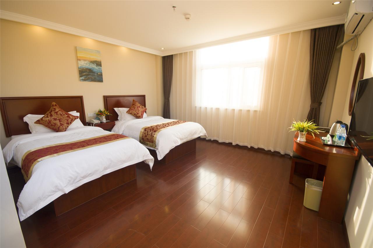 Greentree Alliance Sanya Jiyang District Yalongwan Road Hotel Exterior photo